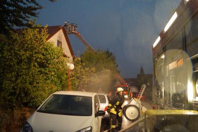Brand im Dachgiebel nach einem Blitzeinschlag in Marbach a.N.
